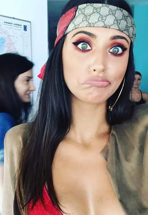 Antonia are un nou look. Cât de bine îi stă artistei cu noua tunsoare