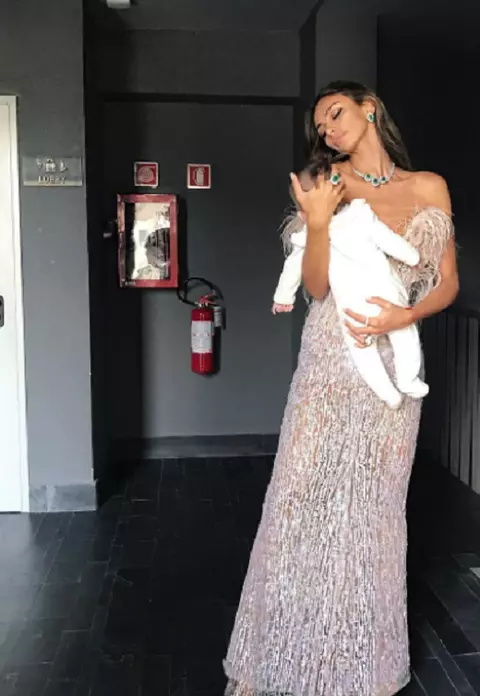 Mesajul Mădălinei Ghenea pentru fiica sa: "Vreau să ştii că mereu te voi proteja!"