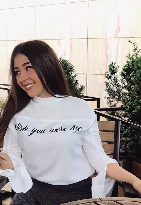 Nicole Cherry s-a îndrăgostit? Gesturile care o dau de gol pe tânăra cântăreaţă