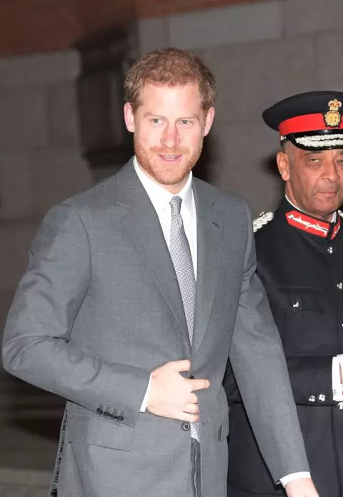 Scandal la Casa Regală? Prințul Harry, surprins în compania fostei iubite  în timp ce Meghan Markle era plecată din țară