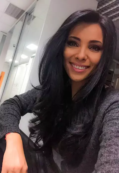 Corina Caragea se mărită în 2018! Prezentatoarea TV şi-a ţinut ascuns iubitul