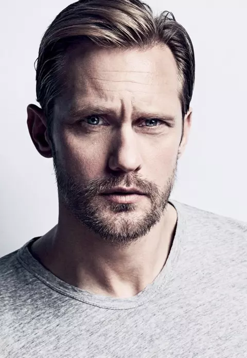 Alexander Skarsgård consideră că actrițele de la Hollywood sunt discriminate. „E dezgustător!”