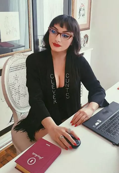 Cod portocaliu de influenceri: cum fac ei faţă viscolului