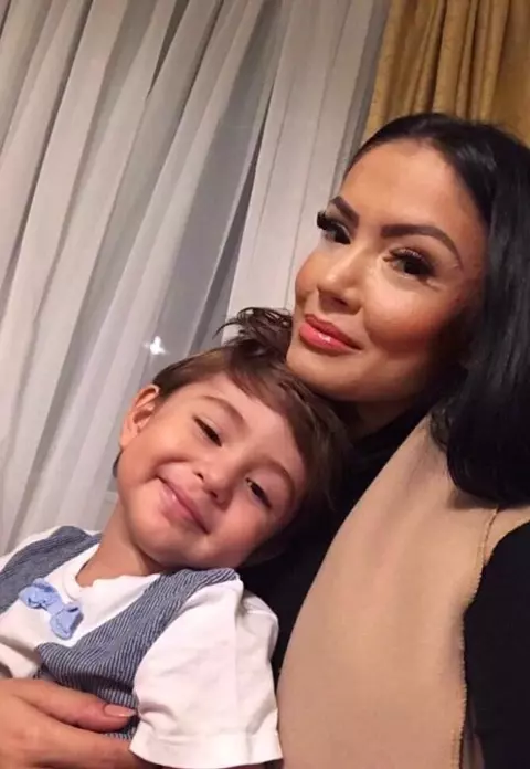 Andreea Mantea a fost la spital cu băiețelul ei, David!