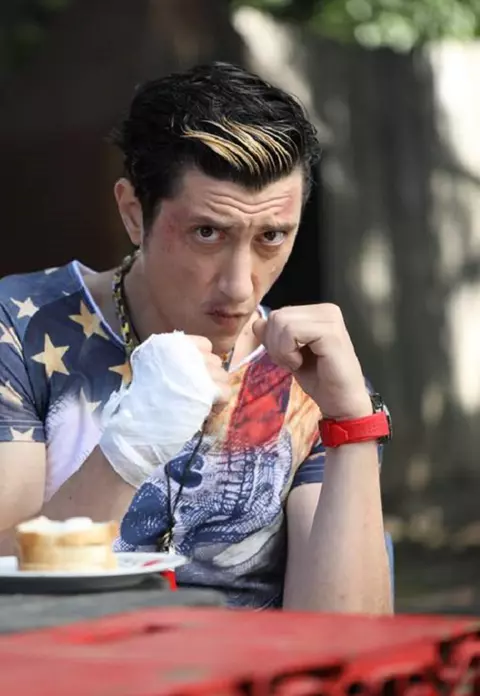 Giani din "Las Fierbinţi" ne-a povestit despre viaţa sa: "Mama a ţinut să fac actorie!" / EXCLUSIV