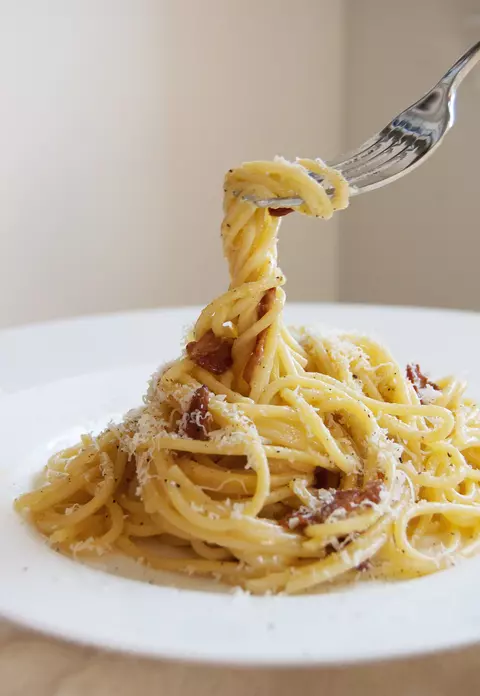 Rețeta de spaghete carbonara de la Gwyneth Paltrow - perfectă pentru serile când nu prea ai chef să gătești