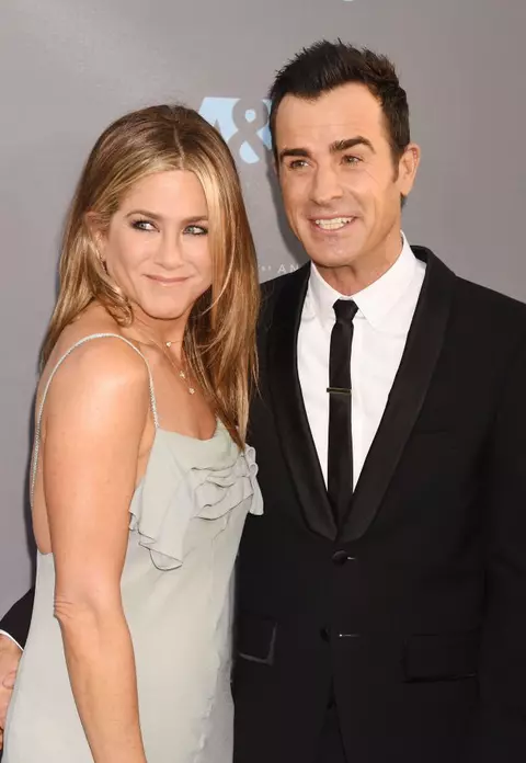 I-a cumpărat tăcerea. Jennifer Aniston i-a dat bani lui Justin Theroux ca să nu-i dezvăluie secretele