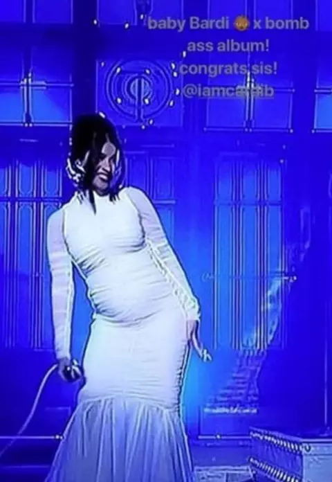 Cardi B este însărcinată. Primele imagini cu burtica de gravidă