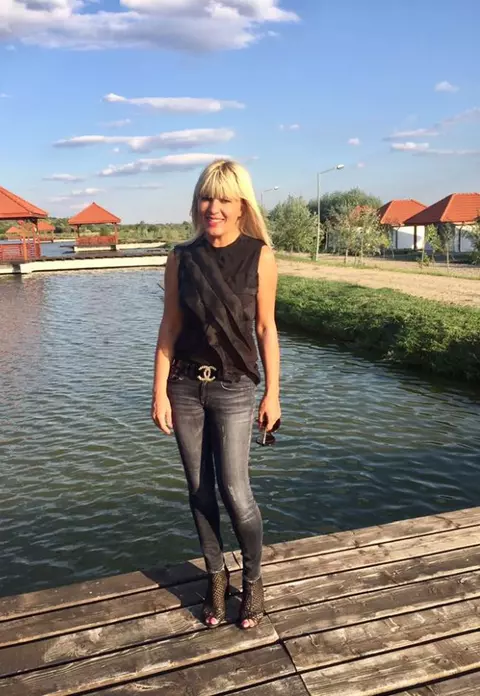 Elena Udrea naşte în octombrie. "Dumnezeu le așază cum crede"