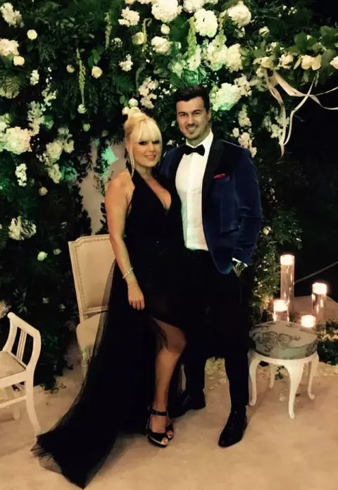 Când naşte Elena Udrea. Iubitul fostului politician a vorbit despre venirea pe lume a Evei Maria