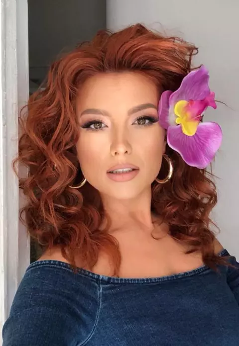 Elena Gheorghe, despre retragerea de pe scenă: "Vârsta în muzică nu contează atât de mult" - EXCLUSIV