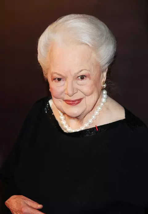 Olivia de Havilland a împlinit 102 ani! Actrița a jucat în "Pe aripile vântului" acum 81 de ani