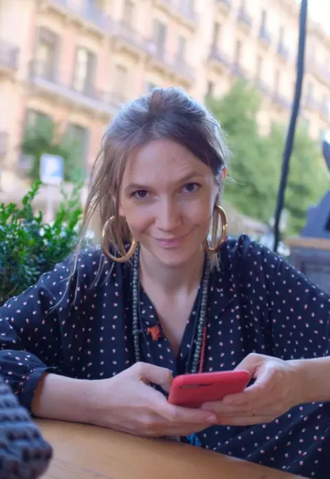Adela Popescu a plecat în Grecia, cu familia. Cum e vacanţa lui Alexandru