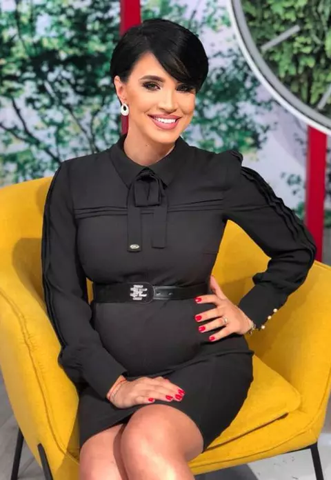 Adelina Pestriţu a născut o fetiţă de nota 10