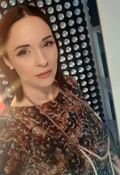 Andreea Marin se operează în zona cervicală. Când va avea loc intervenţia