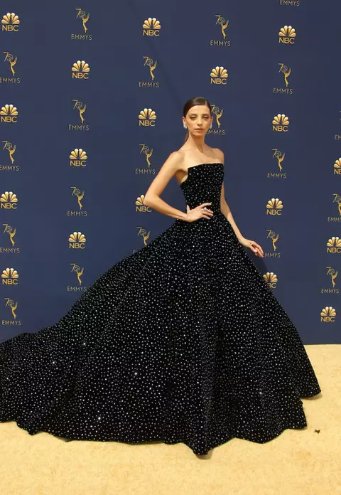 Vedete pe covorul roşu la Premiile Emmy 2018. Lista completă a câștigătorilor
