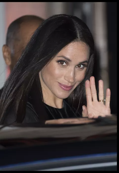 Garderoba lui Meghan Markle costă milioane de dolari anual! Surprinzător, nu Prințul Harry este cel care plătește