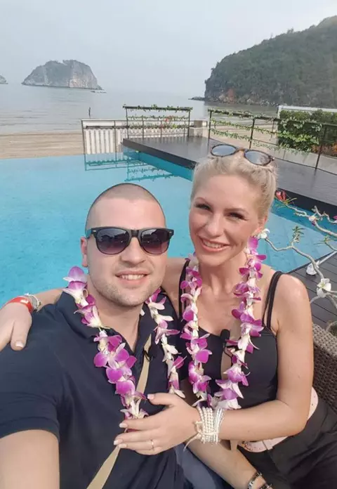 Hannelore și Bogdan de la ”Insula iubirii” s-au căsătorit. Primele imagini de la nuntă