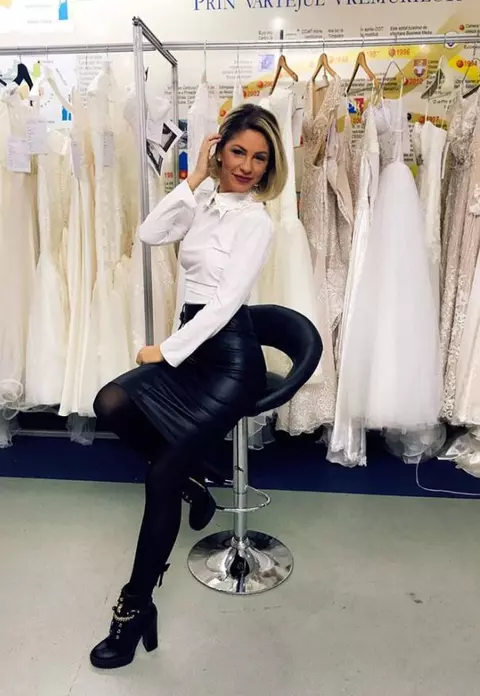 Hannelore de la Insula Iubirii a ieşit în club, după despărţirea de Bogdan. Cine i-a fost alături fostei concurente