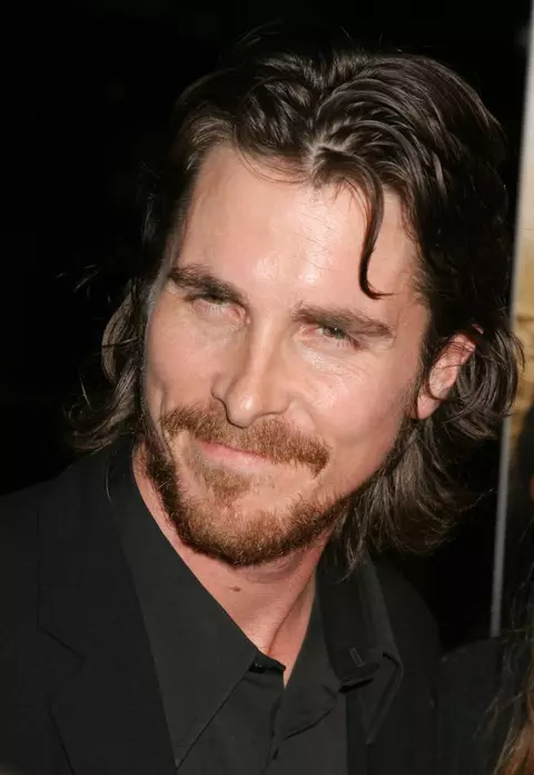 Christian Bale și mama lui nu și-au vorbit 10 ani! Ce l-a ținut pe "Batman" departe de familie