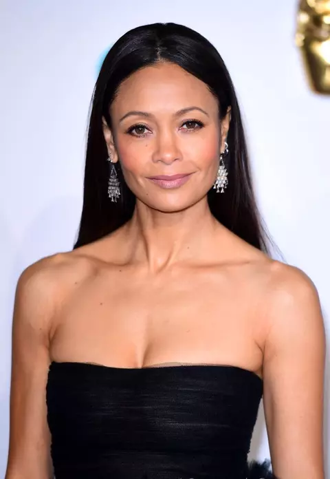 Cele mai frumoase machiaje și coafuri de la premiile BAFTA 2019