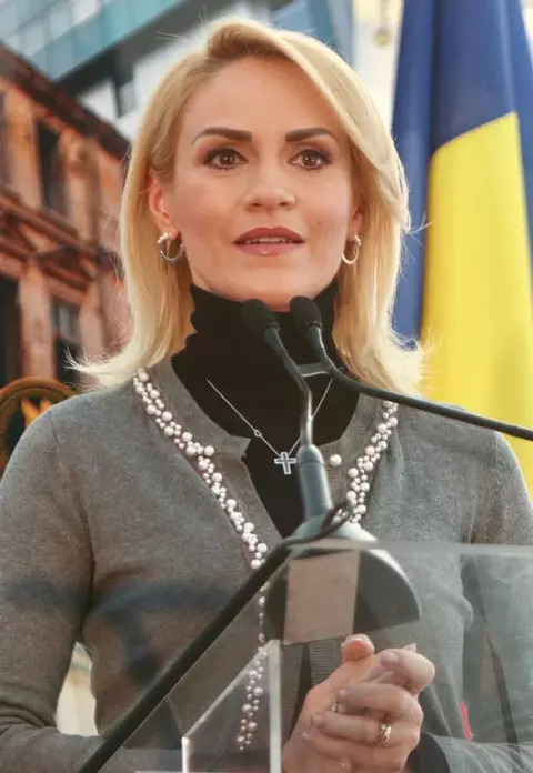 Gabriela Firea a fost operată de urgență la un spital din București. Primele declarații