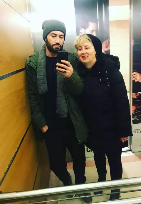 Mama lui Mihai Bendeac urcă pentru prima oară pe scenă: "O să fie șocant". Ce reacție are actorul când o vede
