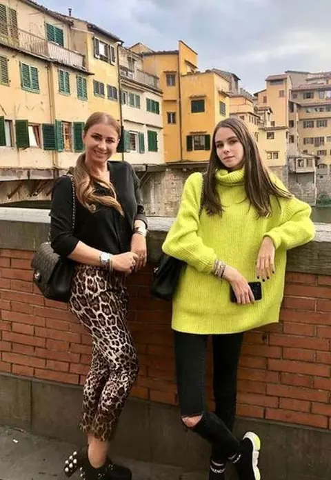Fiica cea mare a Anamariei Prodan a împlinit 20 de ani. Ce urare emoționantă a primit Rebecca din partea mamei
