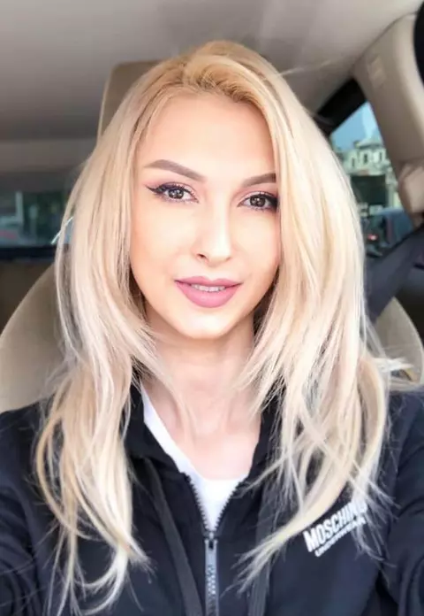 Ce scrie pe biletul de externare al Andreei Bălan. Artista a dezvăluit ce s-a întâmplat cu adevărat când a născut: ”În ziua aceea fatidică...”