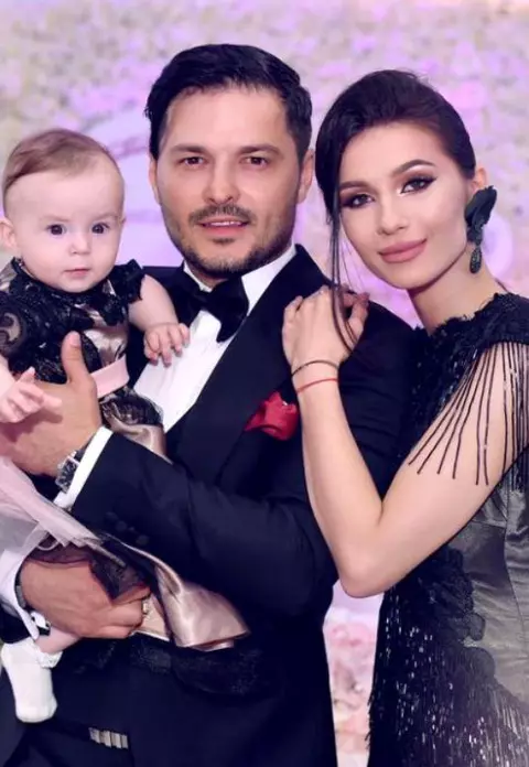 Liviu Vârciu şi mama fetiţei sale, prima vacanţă după împăcare. Unde s-au afişat cei doi