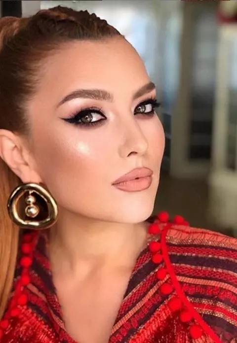 Elena Gheorghe și-a schimbat lookul! Fanii spun că așa arată cel mai bine
