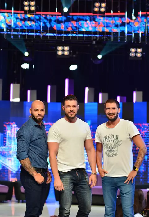  VULTURII DE NOAPTE Giani Kiriță, Victor Slav și Cătălin Cazacu, în copilărie. Victor Slav: „Băieţii m-ar fi trimis să caut scandal!”