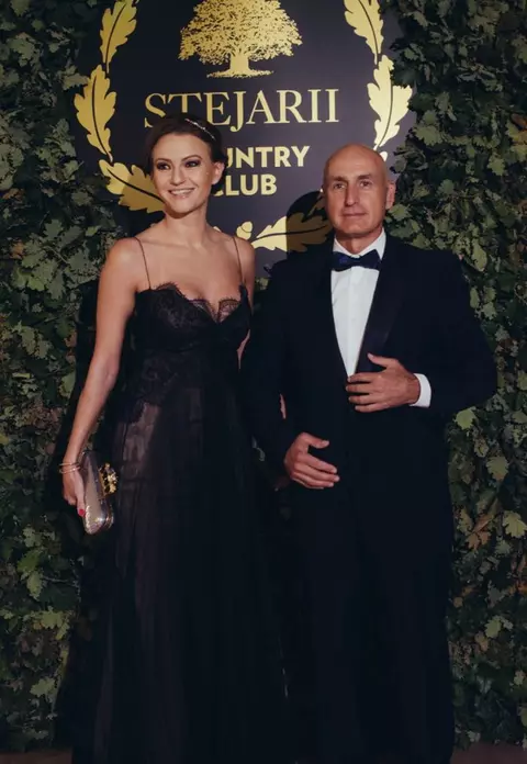 Dana Războiu și Bogdan Enoiu au divorțat după 11 ani de mariaj. Au semnat actele de divorț la notar