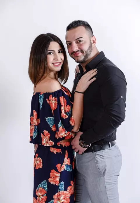 Aurel și Adrian de la Insula Iubirii au spus ADIO iubitelor. Concurenții și-au tăiat brățările și și-au tatuat numele ispitelor
