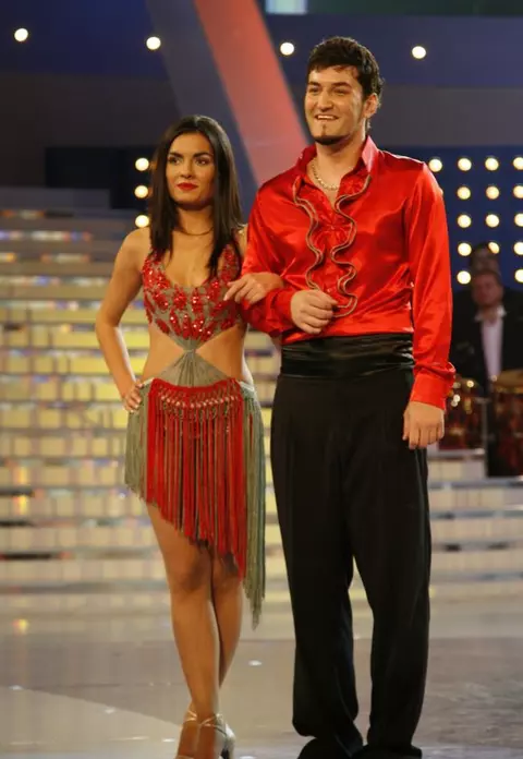 Ce face și cum arată Adriela Morar, la 13 ani de când fost partenera lui Smiley la “Dansez pentru tine” / INCREDIBIL cum a apărut la nuntă!