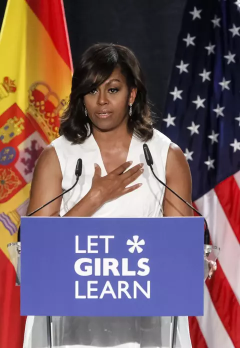Răsturnare de situaţie în familia Obama! Toată lumea credea că divortează, dar Michelle spulberă zvonurile / Fotografia și mesajul care spun tot!