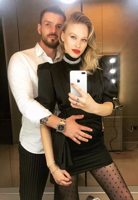 Gina Chirilă și Bogdan Vlădău au dezvăluit sexul primului lor copil. Vedeta este însărcinată în 4 luni și a avut mici probleme cu sarcina