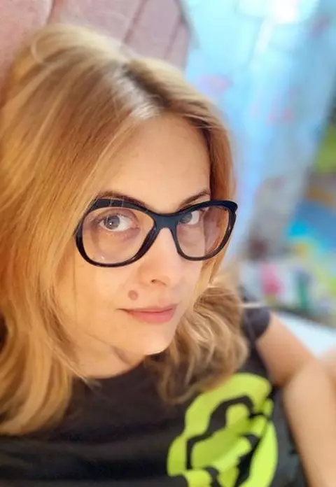 Simona Gherghe și-a făcut curaj să vorbească despre coșmarul vieții sale: "M-a lovit cu o scândură. Prezența lui mă paraliza!”