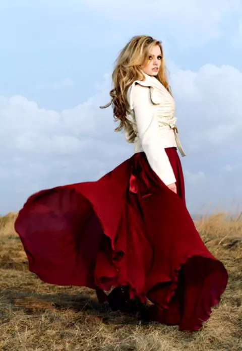 2053811.1-alexandra-stan