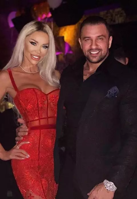 După un divorț cu scandal, am putea asista la o nouă împăcare. Alex Bodi s-a întors în țară pentru Bianca Drăgușanu: ”Noi doi împotriva lumii”