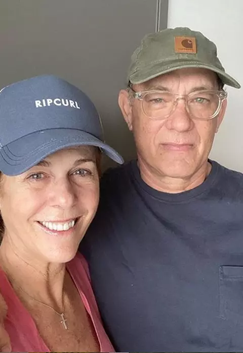 Cum se simt Tom Hanks şi soția sa, Rita Wilson, după două săptămâni de luptă cu infecția COVID-19. Sfatul actorului pentru evitarea îmbolnăvirii cu noul coronavirus