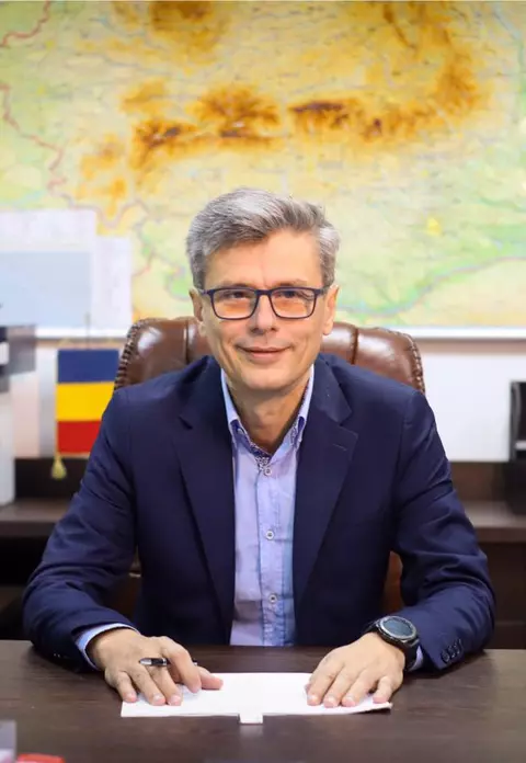 Ministrul Economiei susține că nu există criză alimentară  în România și atenționează: "Cozile de la supermarket pot fi un focar de infecție"