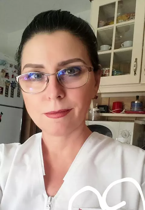 A lăsat scena pentru a lupta împotriva noului coronavirus. Solista Corina Elena Badea este medic primar la Spitalul Județean din Tulcea: ”Am învățat din nepregătirea altora”