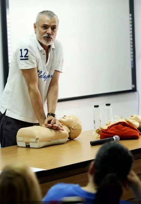 Pediatrul Mihai Craiu îi liniștește pe părinții speriați de COVID-19: "Există boli mult mai grave la copil decât coronavirusul!"