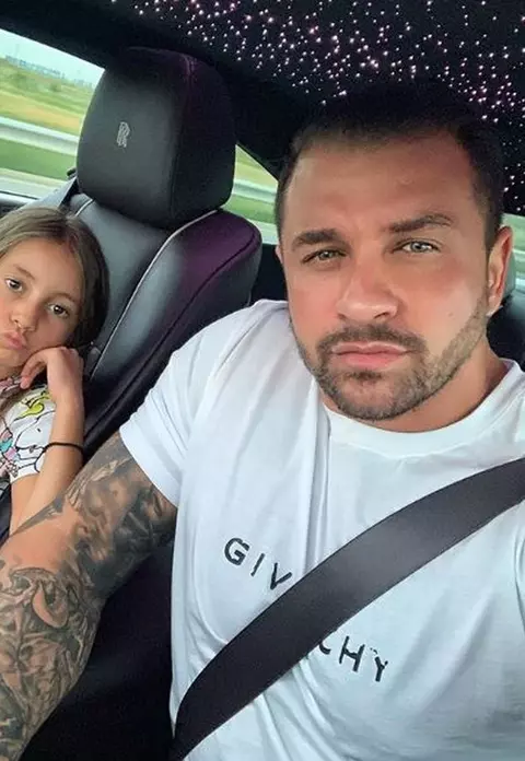 Război uriaș între Alex Bodi și fosta soție, pe care o acuză că i-a răpit copilul. Din Germania, femeia contraatacă! Ce s-a întâmplat la tribunal
