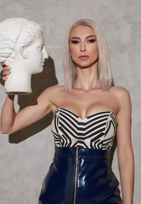 Andreea Bălan o pune la punct pe Misty. Replica artistei, după ce a fost atacată de iubita lui Keo: ”Să tacă și să rămână acolo în anonimat”