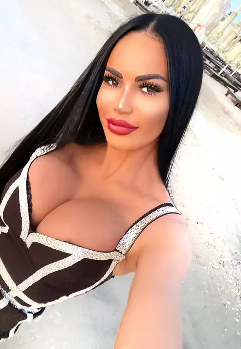 Bianca Pop, noua concurentă de la Puterea Dragostei, sezonul 3? Cu ce manelist celebru s-a cuplat fosta ispită de la Insula iubirii: ”Din vorbă în vorbă am ajuns să ne sărutăm”