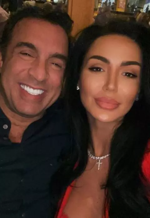 Mădălina Urloiu este însărcinată. Fotomodelul îl face tătic pe Frank L. Stile, esteticianul vedetelor de la Hollywood