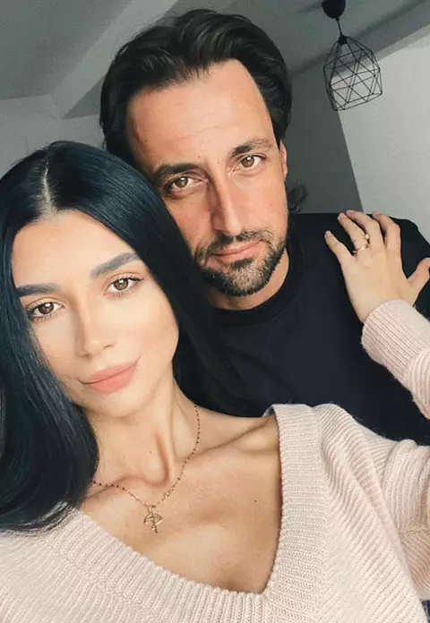 Denis Ștefan s-a infectat cu noul coronavirus. ”Bebelușa” Cristina a făcut anunțul: ”A avut febră, frisoane, dureri musculare”
