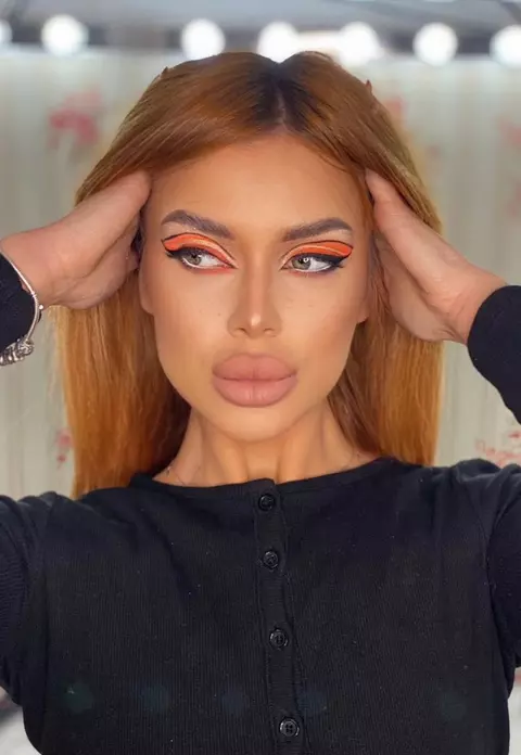 Cine este Alexandra Mucea de la Burlacul. A venit din Londra pentru Andi